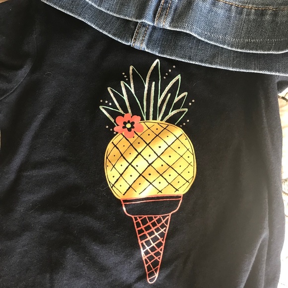 Large Lot Baby Gap 18-24 - Picture 3 of 7